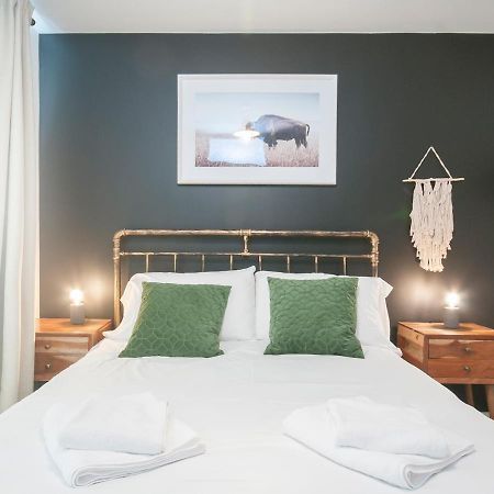 New Modern Apt In The City & Close To Stadiums Cardiff Eksteriør bilde